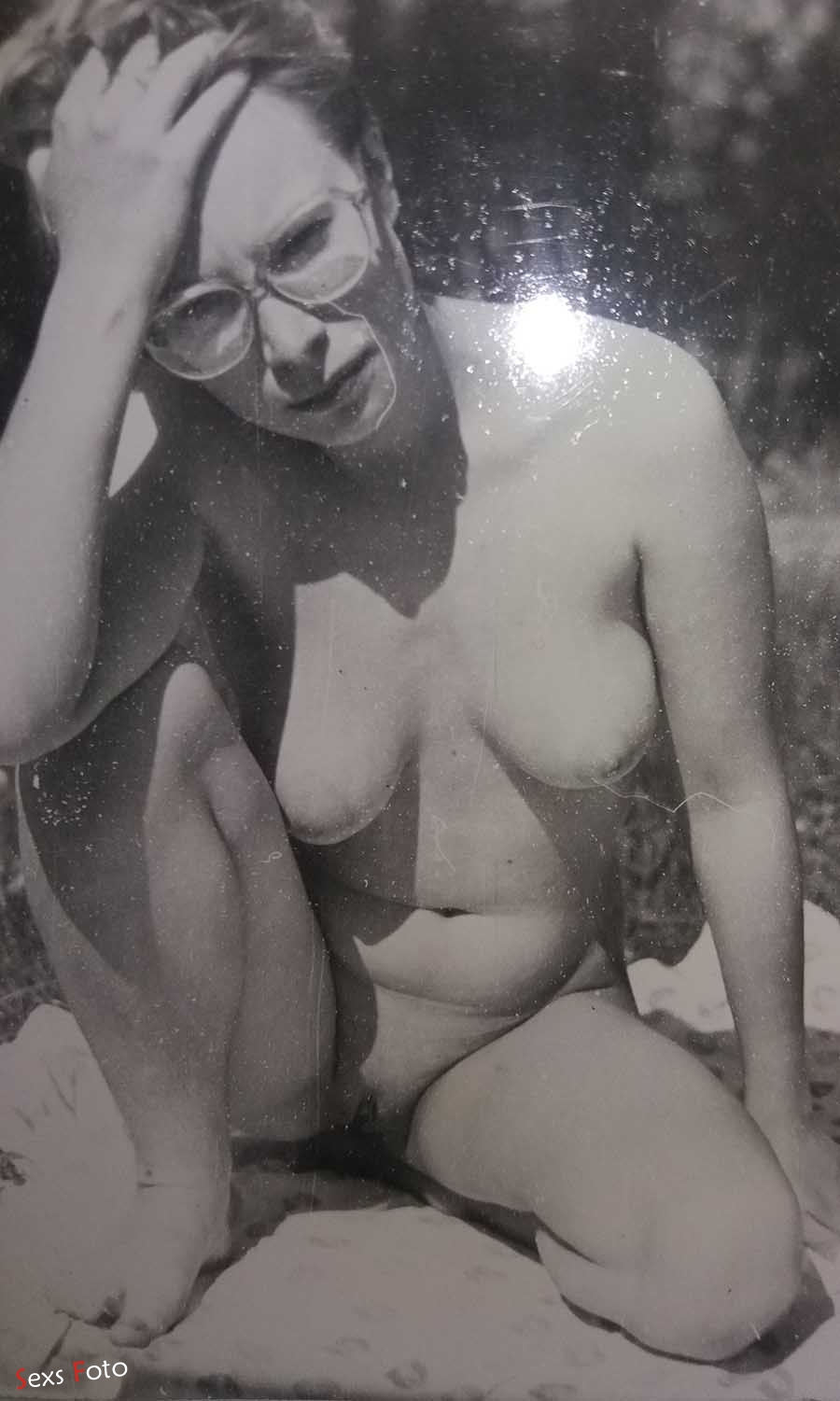 Откровенные черно белые фото обнаженной женщины