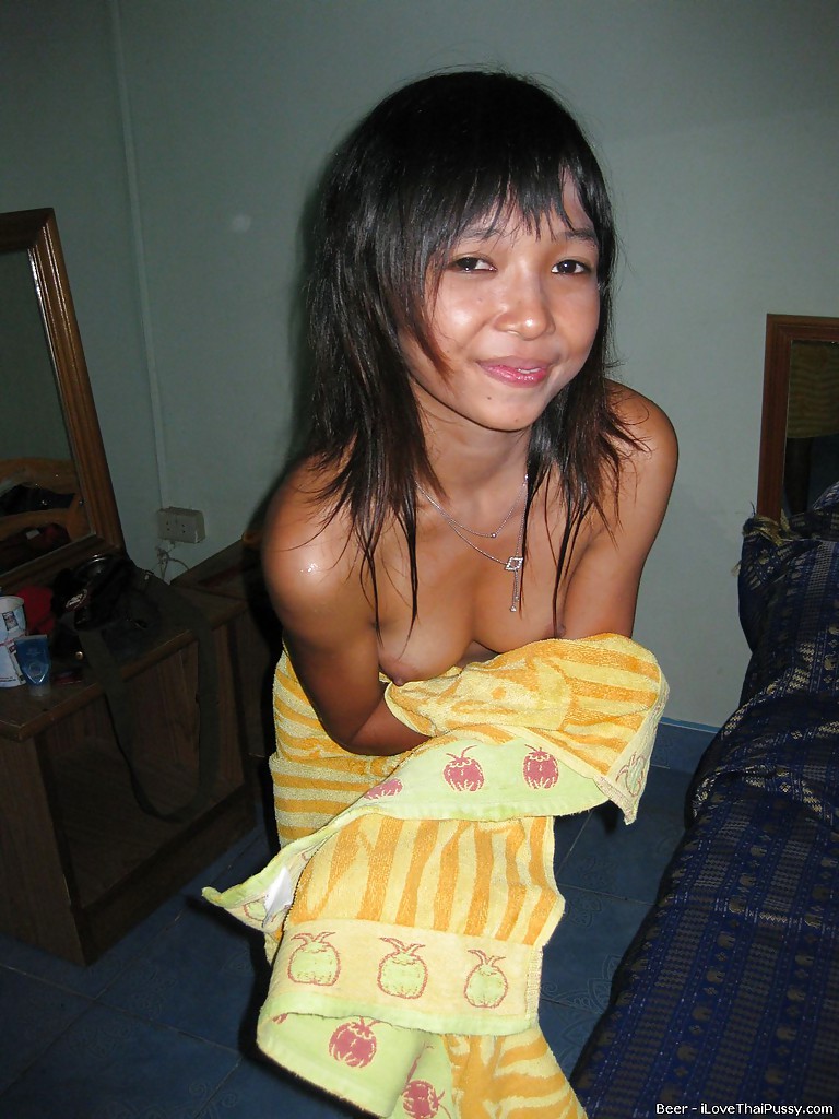 Клиент снимает молодую шлюшку из Таиланда  - Порно фото на ero-kiska.ru